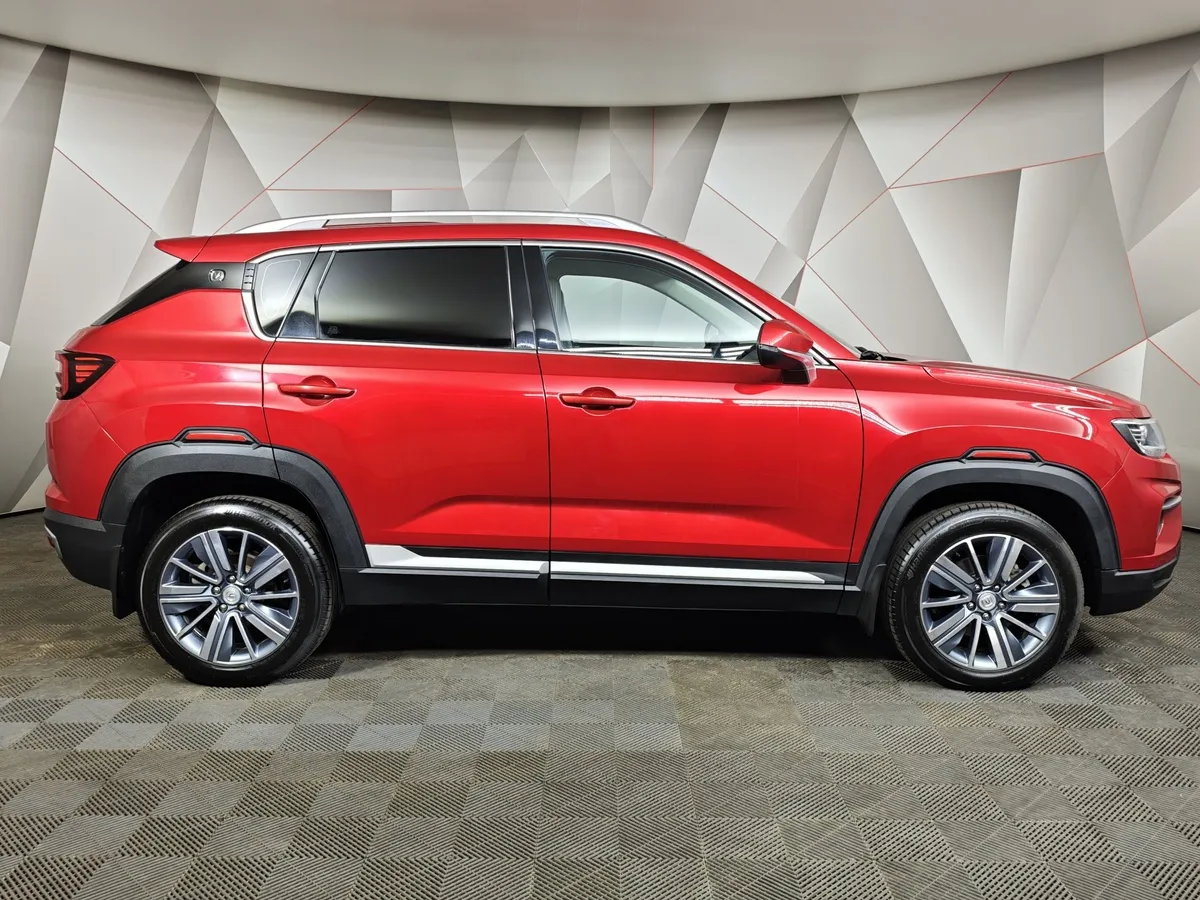 Changan CS35PLUS 1.6 MT (117 л.с.) Luxe Красный в АВИЛОН. Слайд №6