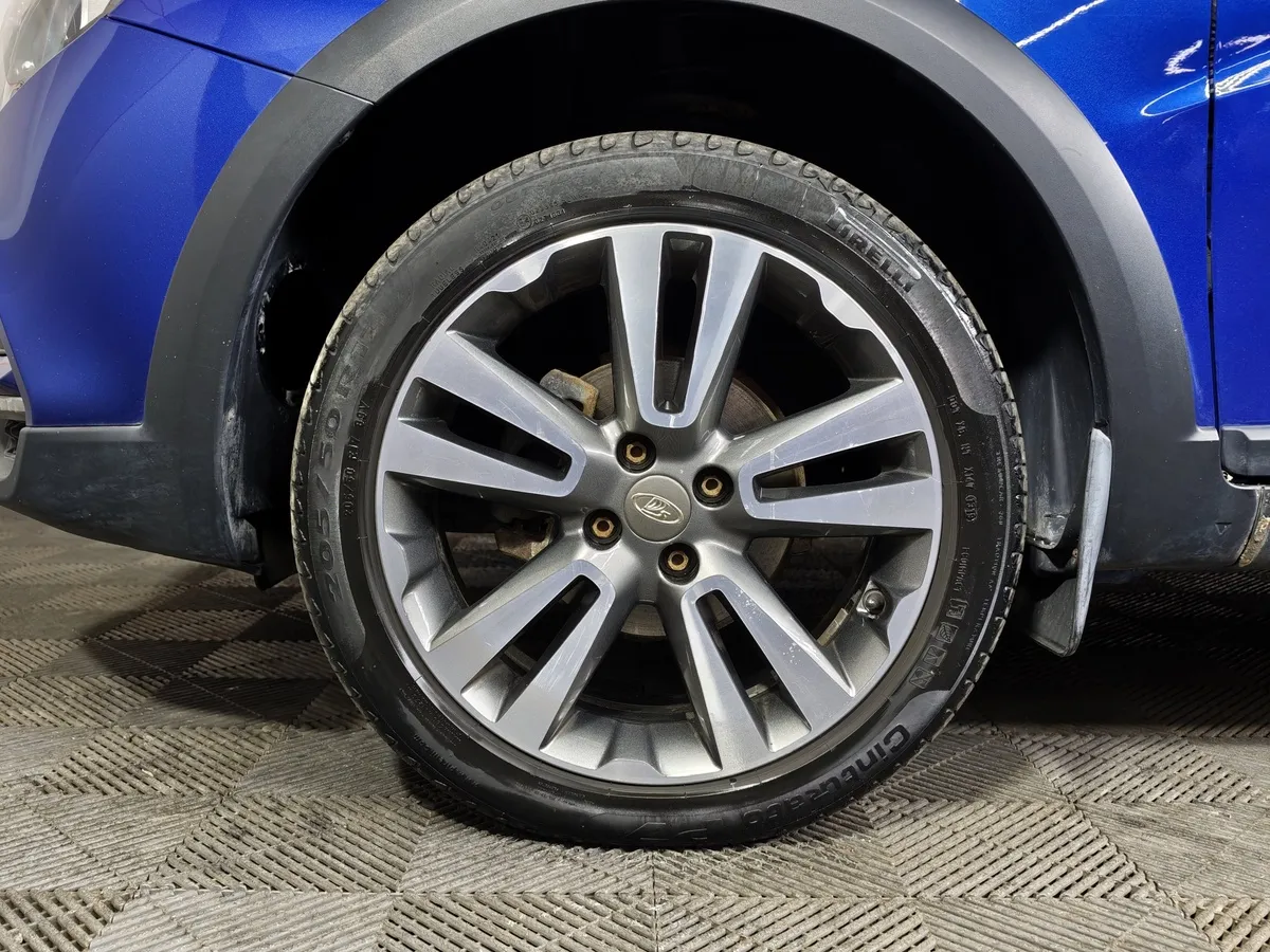 ВАЗ (Lada) Vesta 1.6 MT (106 л.с.) Синий в АВИЛОН. Слайд №9