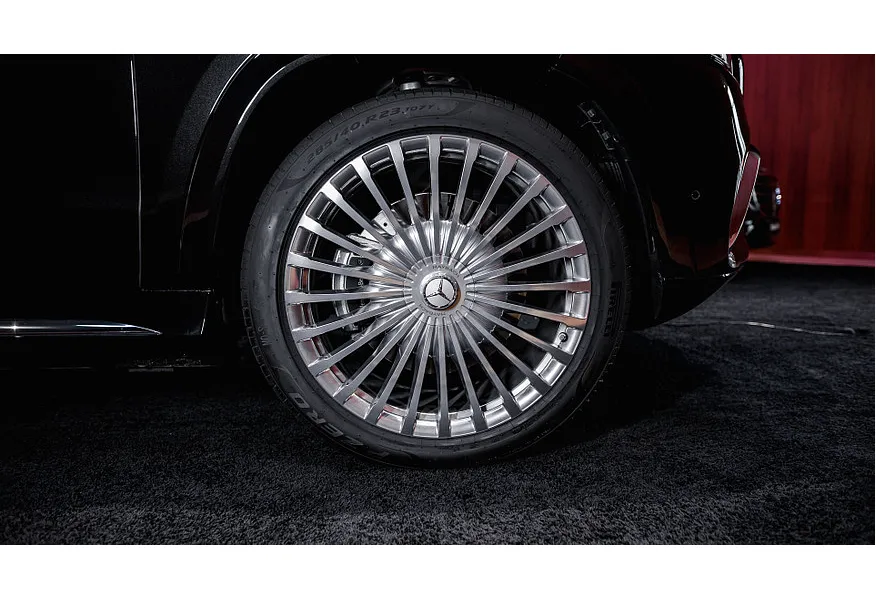 Mercedes-Benz GLS 600 9G-Tronic 4Matic (558 л.с.) Черный в АВИЛОН. Слайд №22