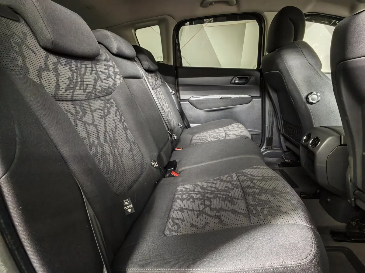 Peugeot 3008 1.6 THP AT (150 л.с.) Коричневый в АВИЛОН. Слайд №16