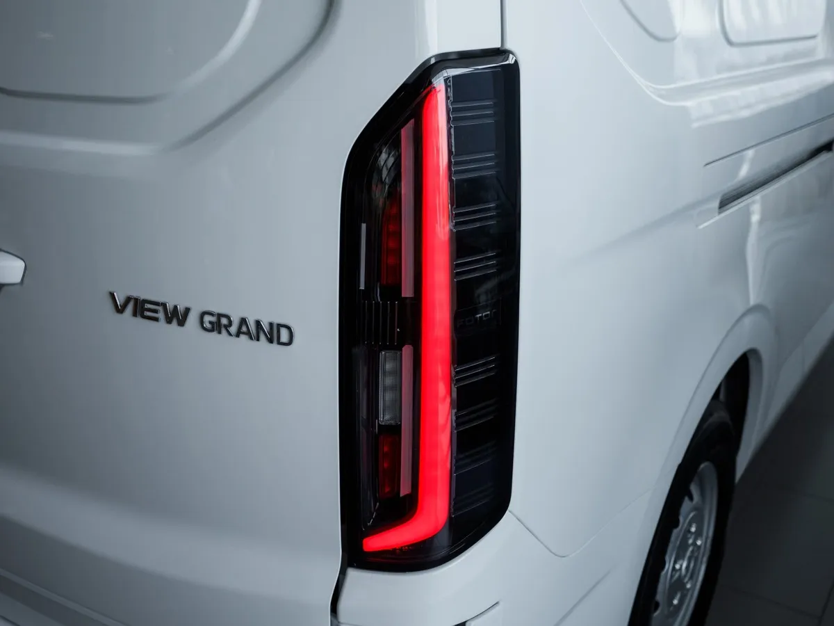 Foton View 2.0D 8AT RWD (159 л.с.) H1 1990 Белый в АВИЛОН. Слайд №10