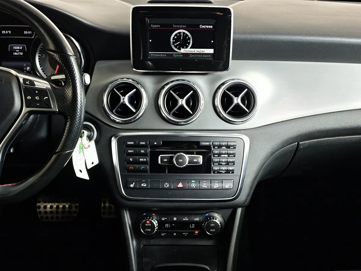 Mercedes-Benz GLA 250 7G-DCT 4MATIC (211 л.с.) Особая серия Голубой в АВИЛОН. Слайд №14