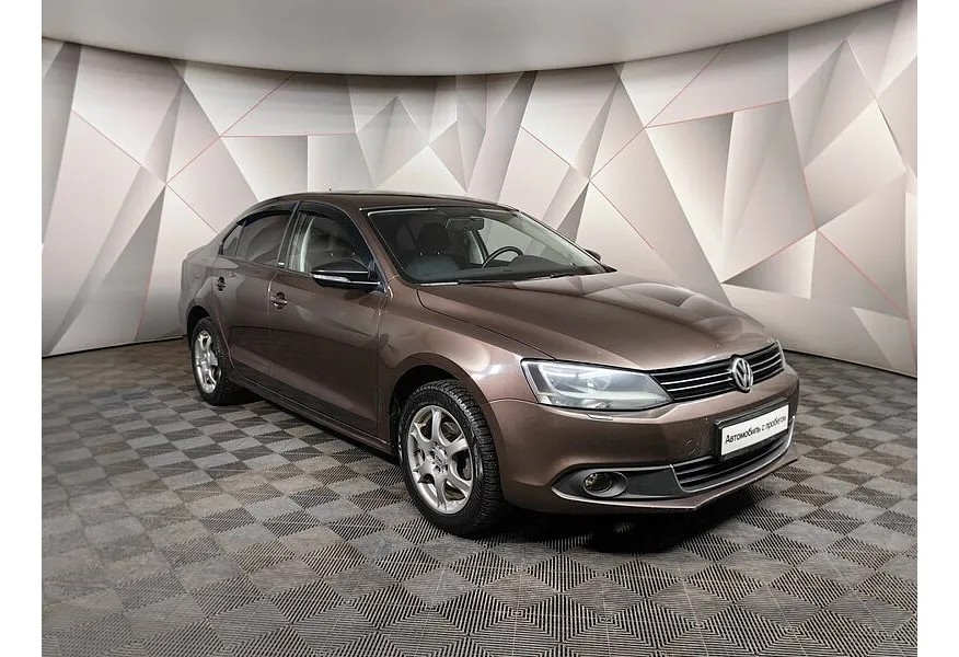 Volkswagen Jetta 1.6 MPI MT (105 л.с.) Comfortline Коричневый в АВИЛОН. Слайд №3 Volkswagen Jetta 1.6 MPI MT (105 л.с.) Comfortline Коричневый в АВИЛОН. Слайд №3