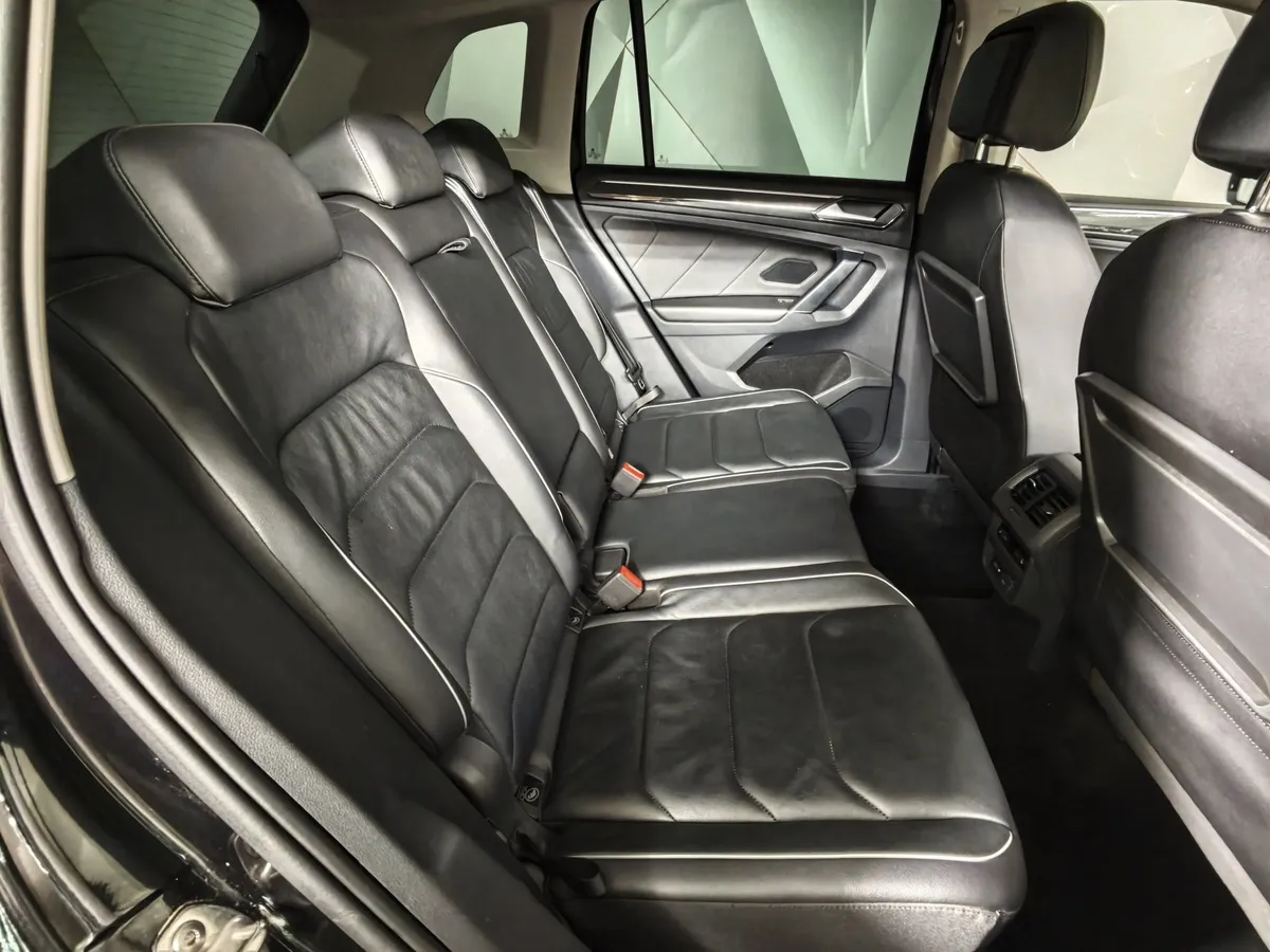 Volkswagen Tiguan 2.0 TSI 4Motion DSG (180 л.с.) City Черный в АВИЛОН. Слайд №16