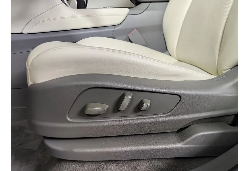 Cadillac XT5 2.0T АТ AWD (200 л.с.) Premium Luxury Синий в АВИЛОН. Слайд №20