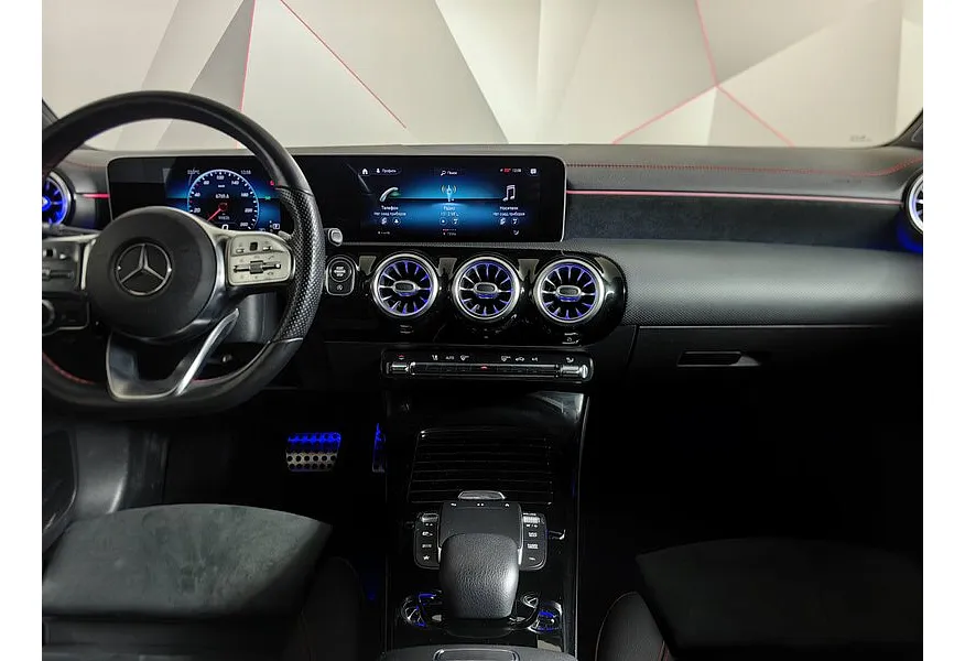 Mercedes-Benz CLA 200 7G-DCT (150 л.с.) Sport Черный в АВИЛОН. Слайд №15