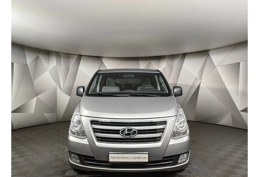 Hyundai H-1 2.5 CRDi AT (170 л.с.) Dynamic Серый в АВИЛОН. Слайд №7