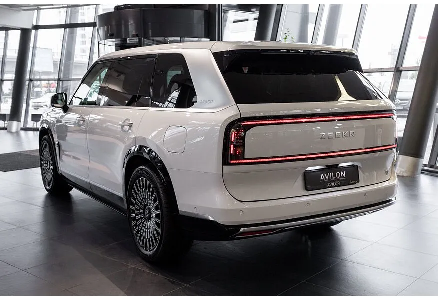 Zeekr 9X 2.0h AT 4WD (1177 л.с.) Max Белый в АВИЛОН. Слайд №6