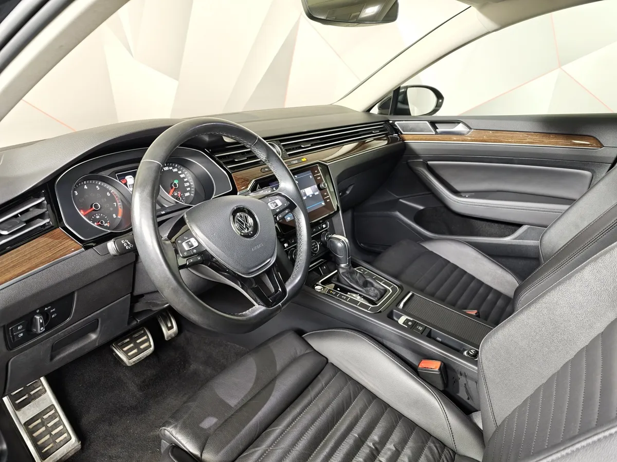 Volkswagen Passat 1.4 TSI BlueMotion DSG (150 л.с.) Trendline Серый в АВИЛОН. Слайд №18