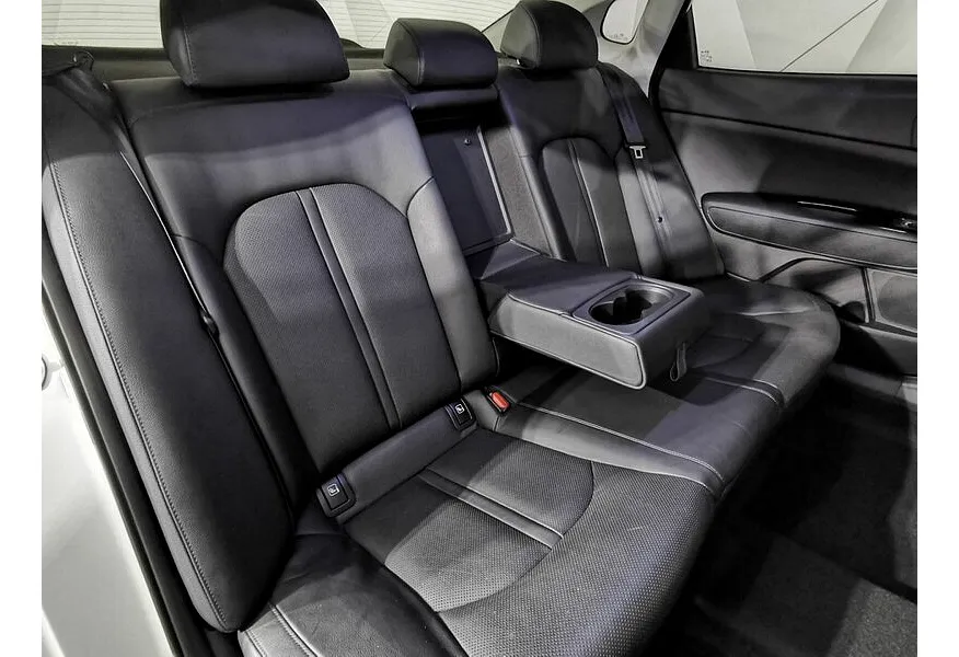 Kia Optima 2.4 GDI AT (188 л.с.) Luxe Белый в АВИЛОН. Слайд №10