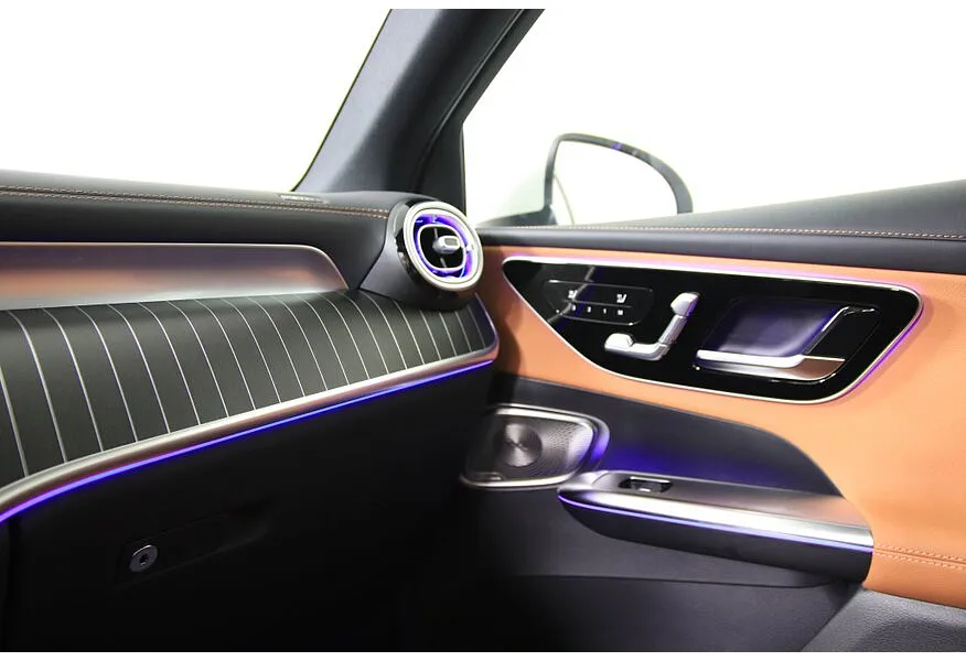 Mercedes-Benz GLC 300 4MATIC 9G-TRONIC (258 л.с.) Белый в АВИЛОН. Слайд №16