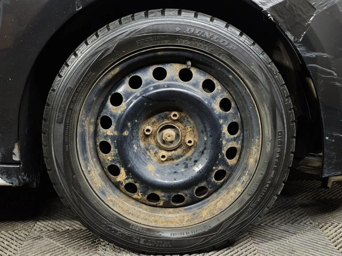 Citroen C3 1.4VTi  MT FWD (75 л.с.) Черный в АВИЛОН. Слайд №9