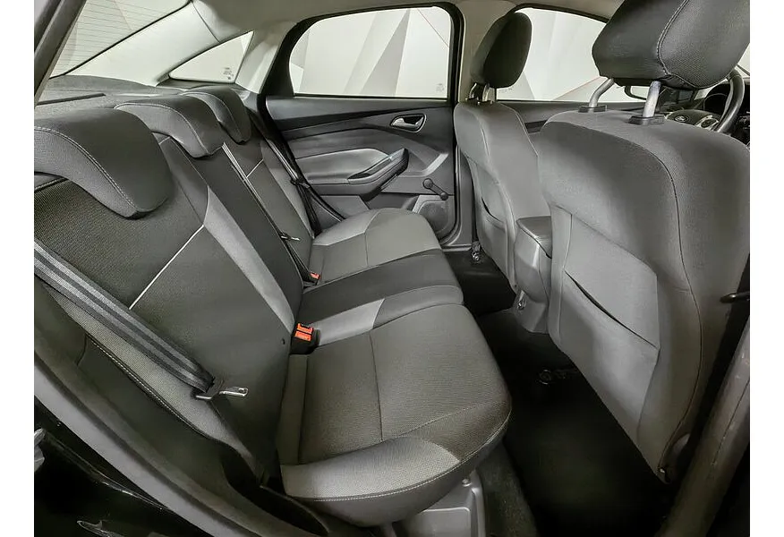 Ford Focus 1.6 PowerShift (125 л.с.) Trend Черный в АВИЛОН. Слайд №16