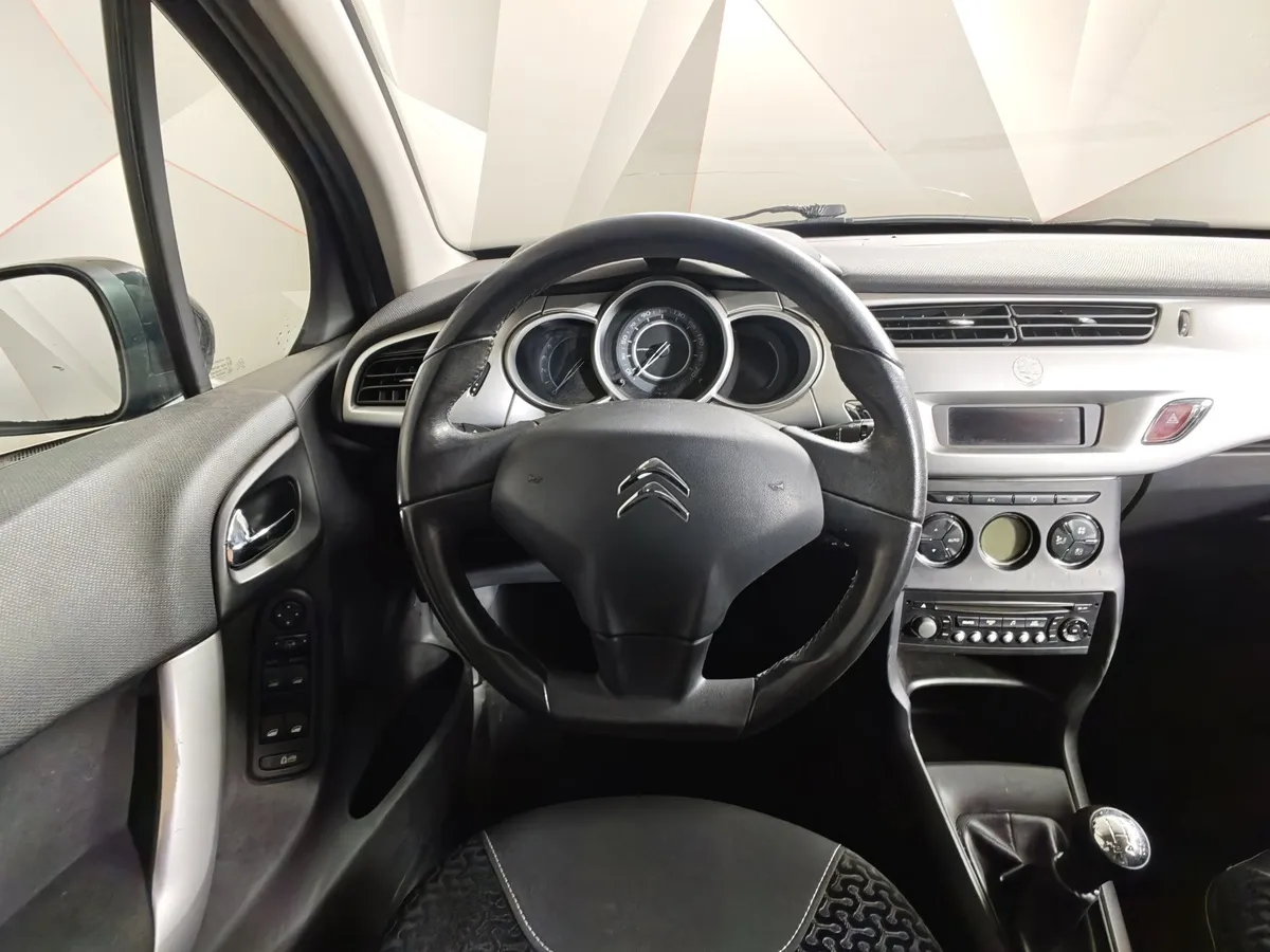 Citroen C3 1.4VTi  MT FWD (75 л.с.) Черный в АВИЛОН. Слайд №20