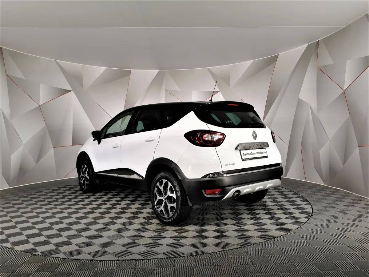 Renault Kaptur 2.0 AT AWD (143 л.с.) Коричневый в АВИЛОН. Слайд №4