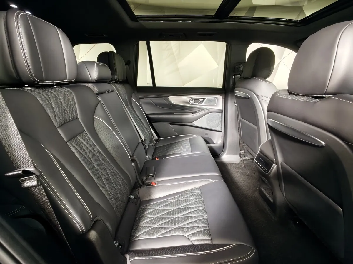 GAC GS8 2.0T 4WD (231 л.с.) GX Черный в АВИЛОН. Слайд №16