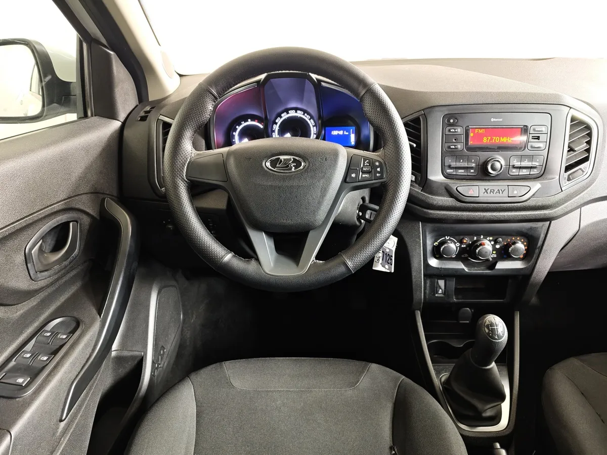 ВАЗ (Lada) XRAY 1.6 MT (106 л.с.) Белый в АВИЛОН. Слайд №20