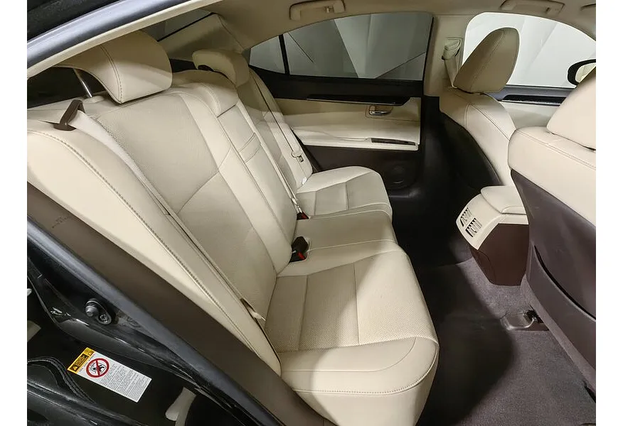 Lexus ES 200 AT (150 л.с.) Черный в АВИЛОН. Слайд №16