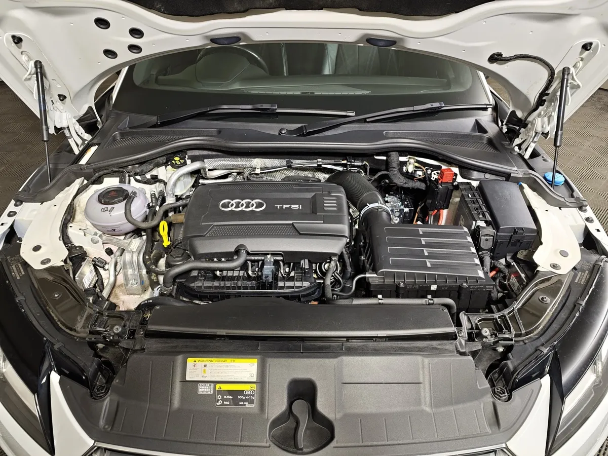 Audi TT 1.8 TFSI S tronic (180 л.с.) Белый в АВИЛОН. Слайд №11