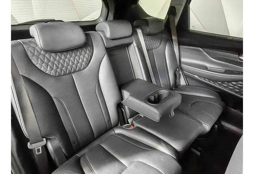 Hyundai Santa Fe 2.2 (200 л.с.) CRDi - 8AT High-tech Серый в АВИЛОН. Слайд №16