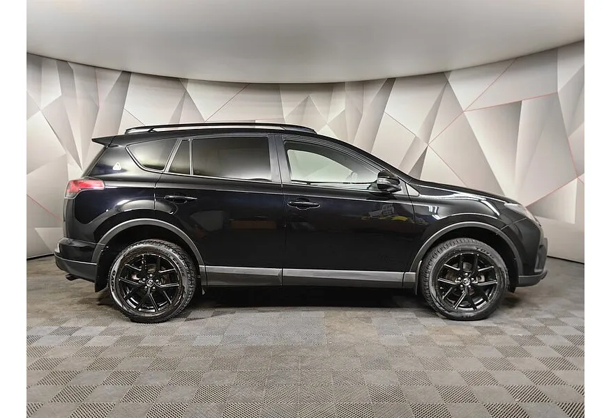 Toyota RAV4 2.0 CVT (148 л.с.) Стандарт Черный в АВИЛОН. Слайд №6
