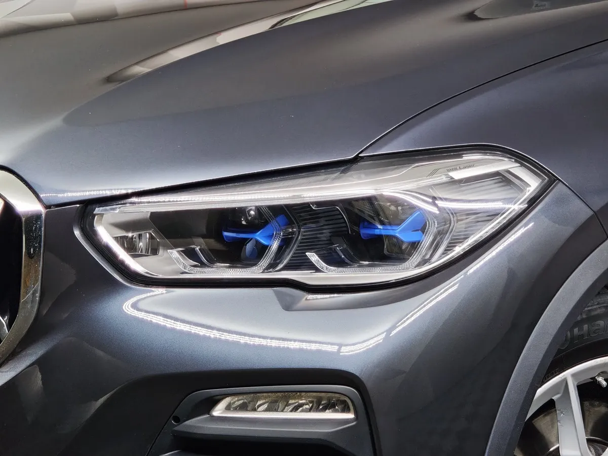 BMW X5 xDrive30d Steptronic (249 л.с.) Business Plus Серый в АВИЛОН. Слайд №8