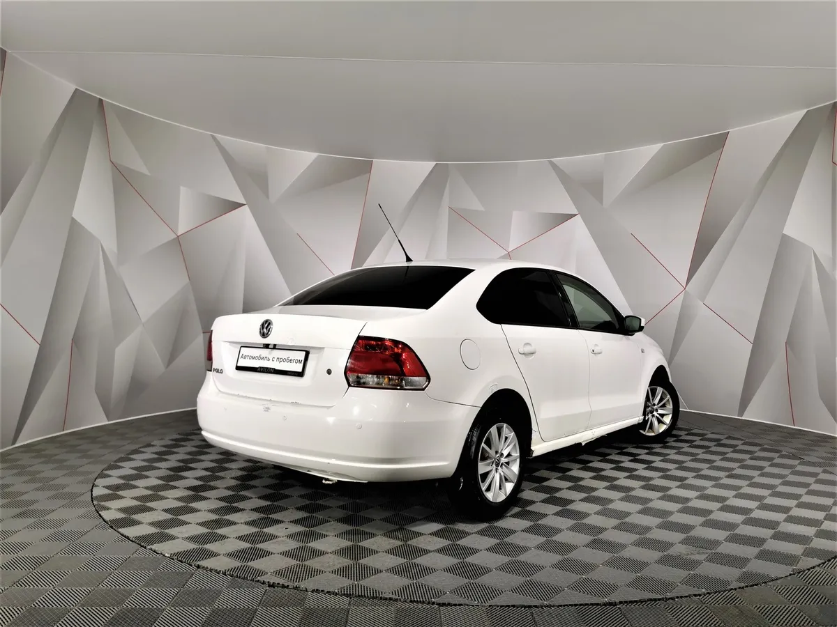 Volkswagen Polo 1.6 Tiptronic (105 л.с.) Trendline Белый в АВИЛОН. Слайд №2