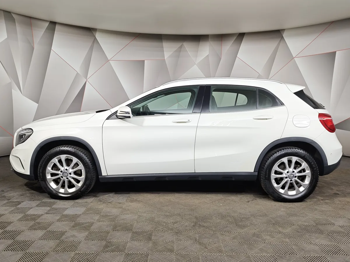 Mercedes-Benz GLA 250 7G-DCT 4MATIC (211 л.с.) Особая серия Белый в АВИЛОН. Слайд №5