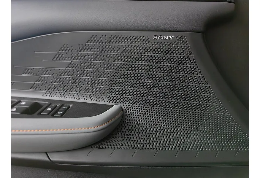 Changan UNI-V 1.5 AMT (181 л.с.) DLX Серый в АВИЛОН. Слайд №24