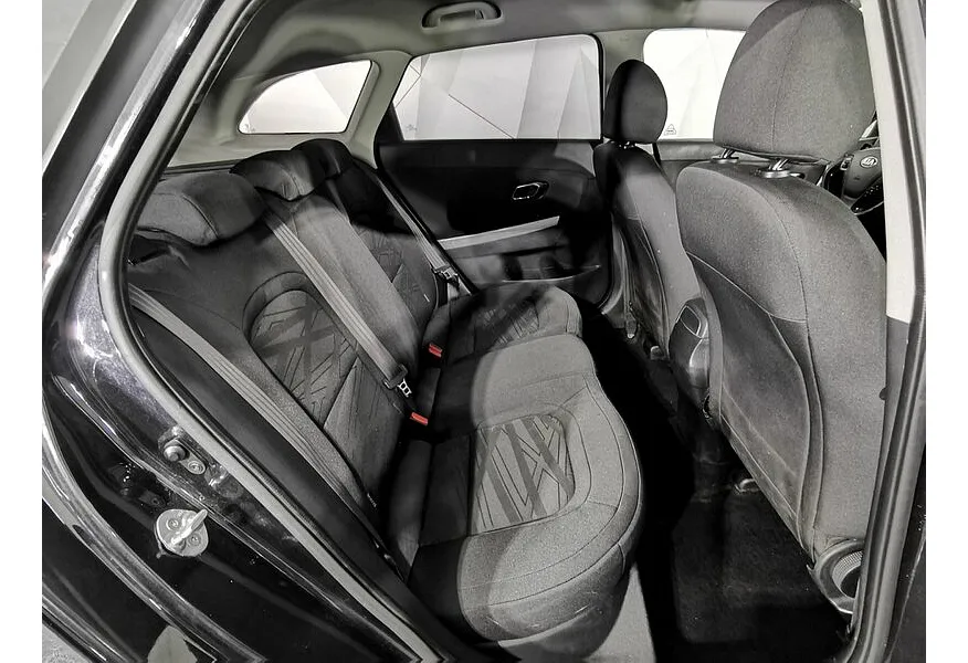 Kia Ceed 1.6 AT (129 л.с.) Luxe Черный в АВИЛОН. Слайд №17
