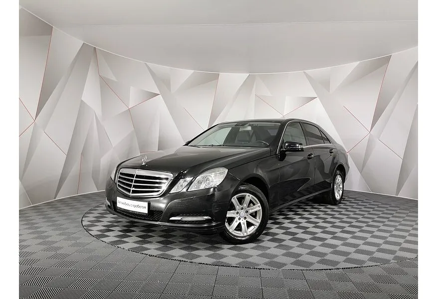 LIVE. Слайд №1