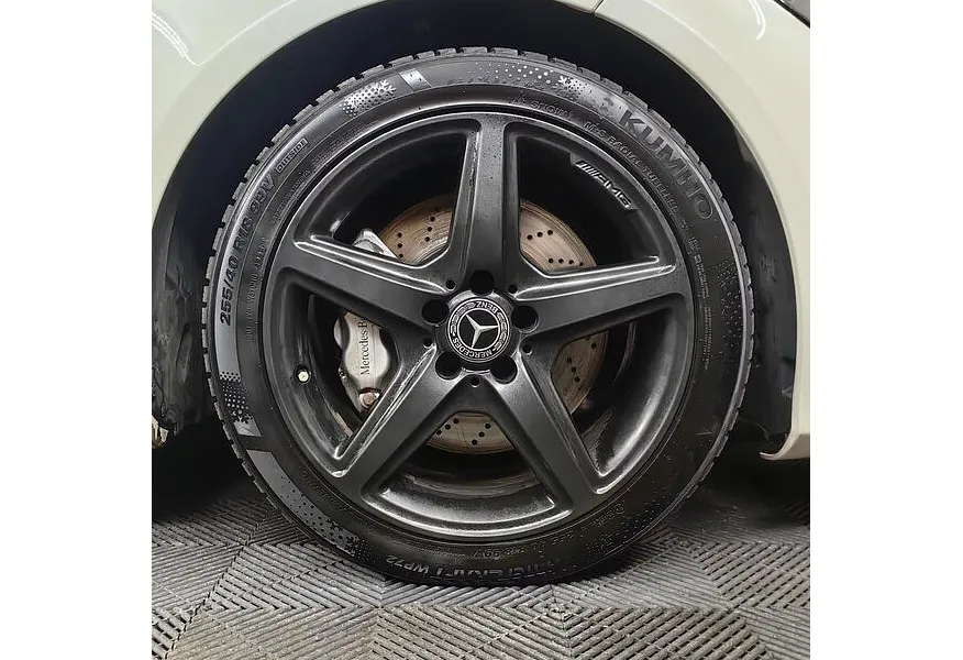 Mercedes-Benz CLS 350 d AT 4Matic (249 л.с.) Белый в АВИЛОН. Слайд №9