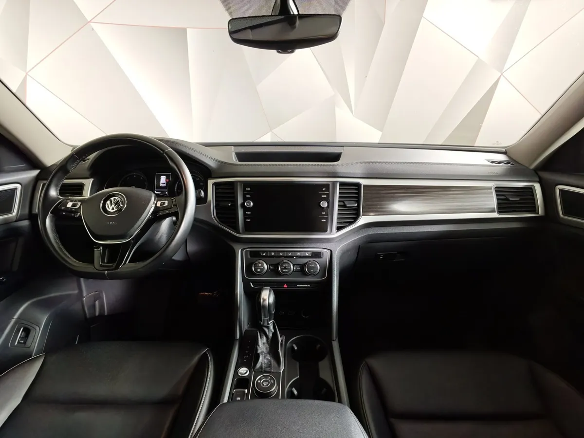 Volkswagen Teramont 2.0T AT 4Motion (220 л.с.) Status Серый в АВИЛОН. Слайд №13