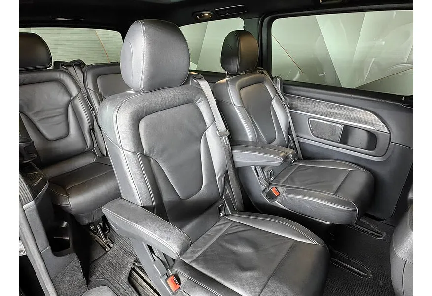 Mercedes-Benz V-Класс V 200 d AT L2 4x4 (136 л.с.) Черный в АВИЛОН. Слайд №17