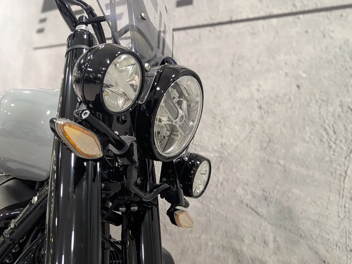 BMW Motorrad R 18 R 18 1800 см³ 1800 Серый в АВИЛОН. Слайд №5