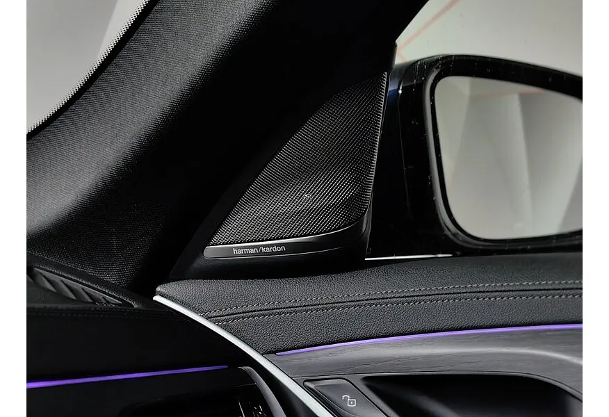 BMW 5 серия 530d xDrive Steptronic (249 л.с.) M Sport Plus Черный в АВИЛОН. Слайд №20