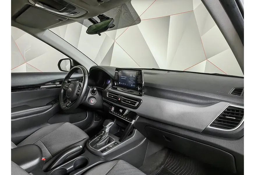 Kia Seltos 2.0 MPI 4WD IVT (149 л.с.) Style Белый в АВИЛОН. Слайд №13