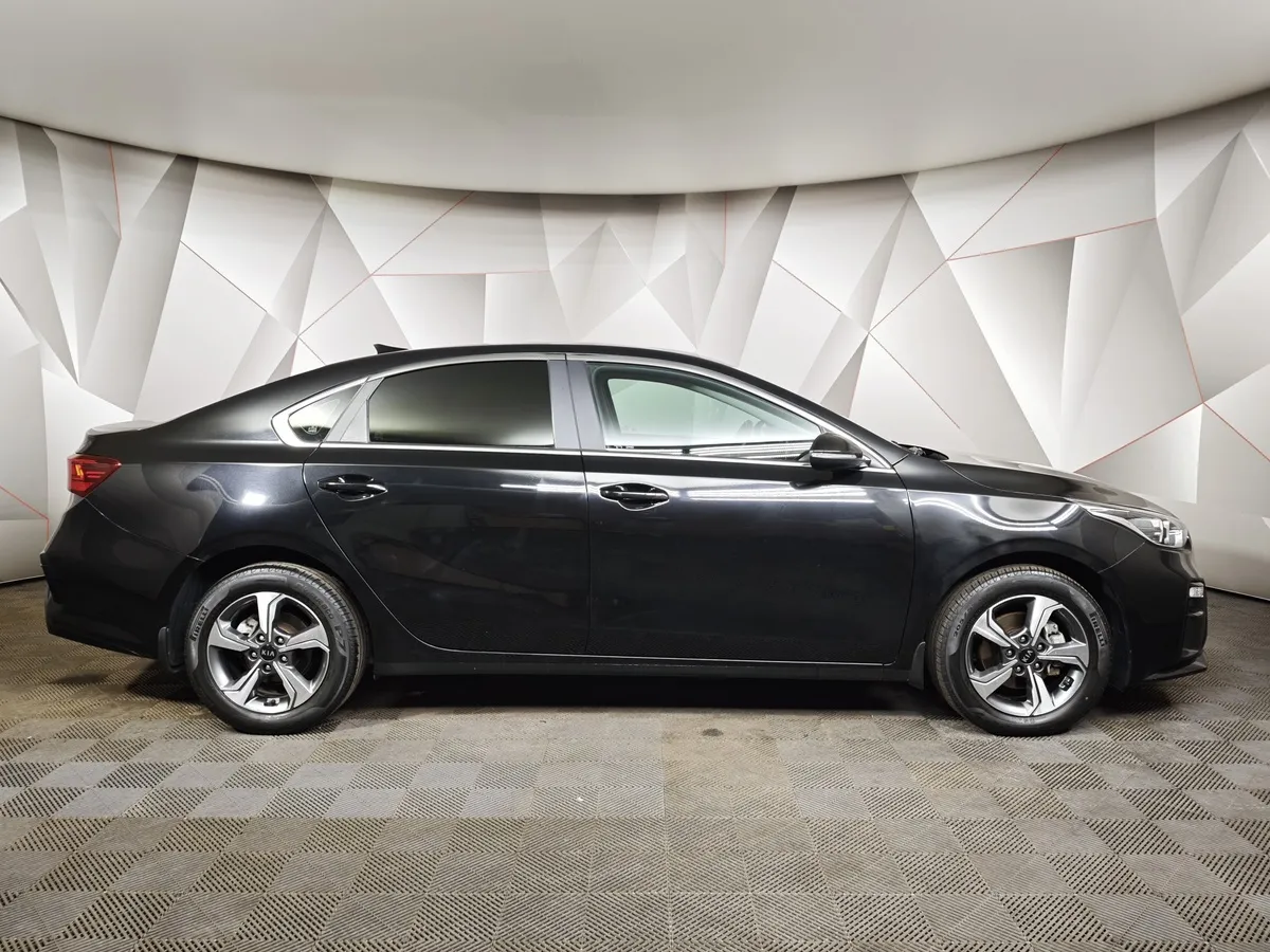 Kia Cerato 2.0 MPI AT (150 л.с.) Prestige Черный в АВИЛОН. Слайд №6