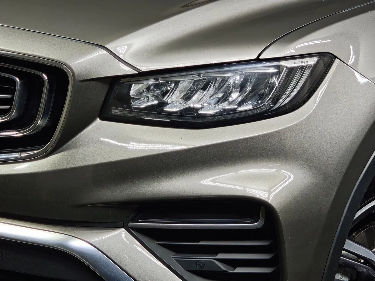 Geely Atlas Pro 1.5T 7DCT AWD (177 л.с.) Flagship Серый в АВИЛОН. Слайд №10