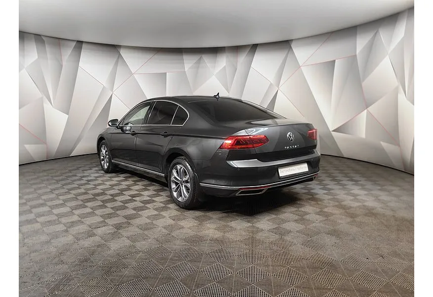 Volkswagen Passat 1.4 TSI BlueMotion DSG (150 л.с.) Highline Черный в АВИЛОН. Слайд №4