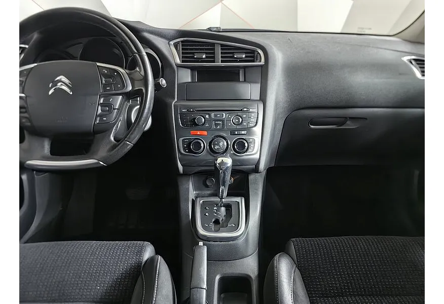 Citroen C4 1.6 VTi AT (120 л.с.) Красный в АВИЛОН. Слайд №13