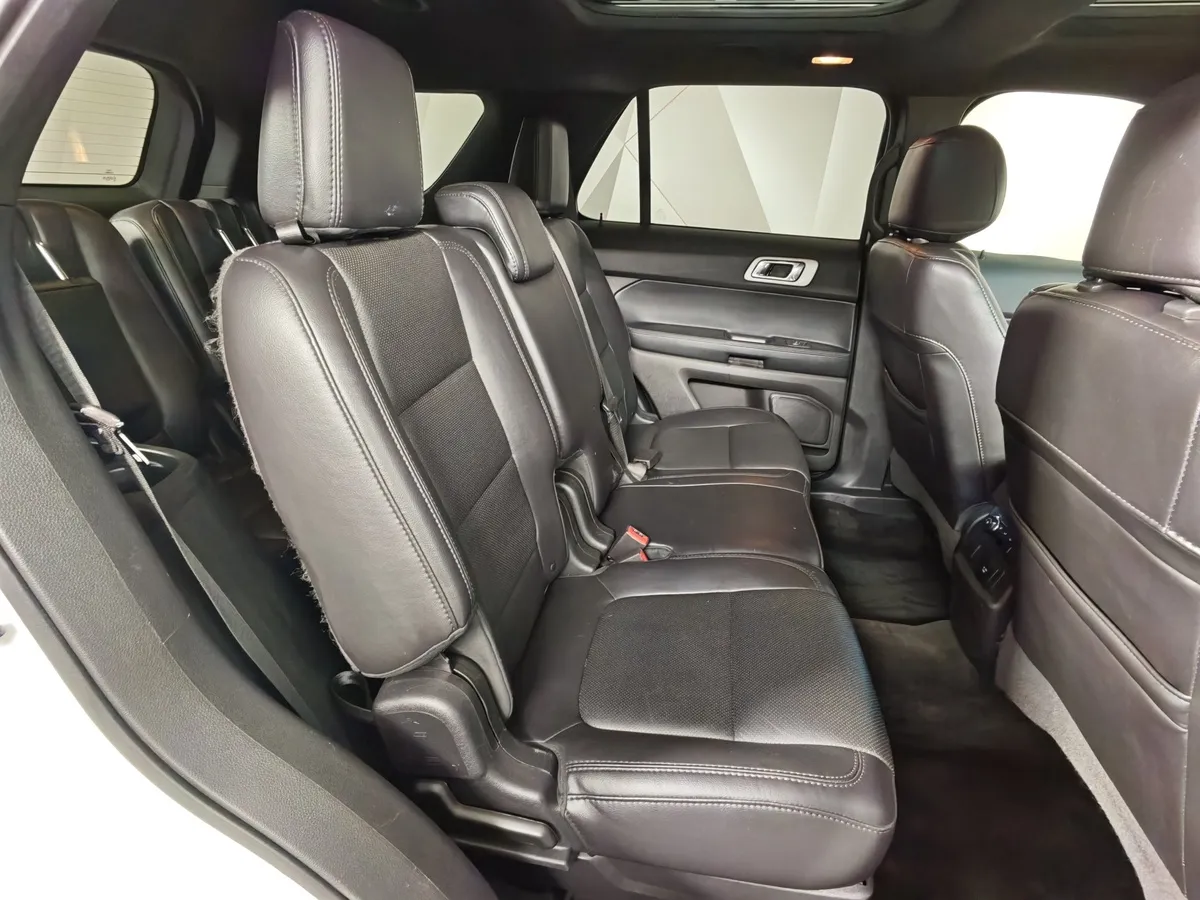 Ford Explorer 3.5 SelectShift 4WD (294 л.с.) Белый в АВИЛОН. Слайд №15