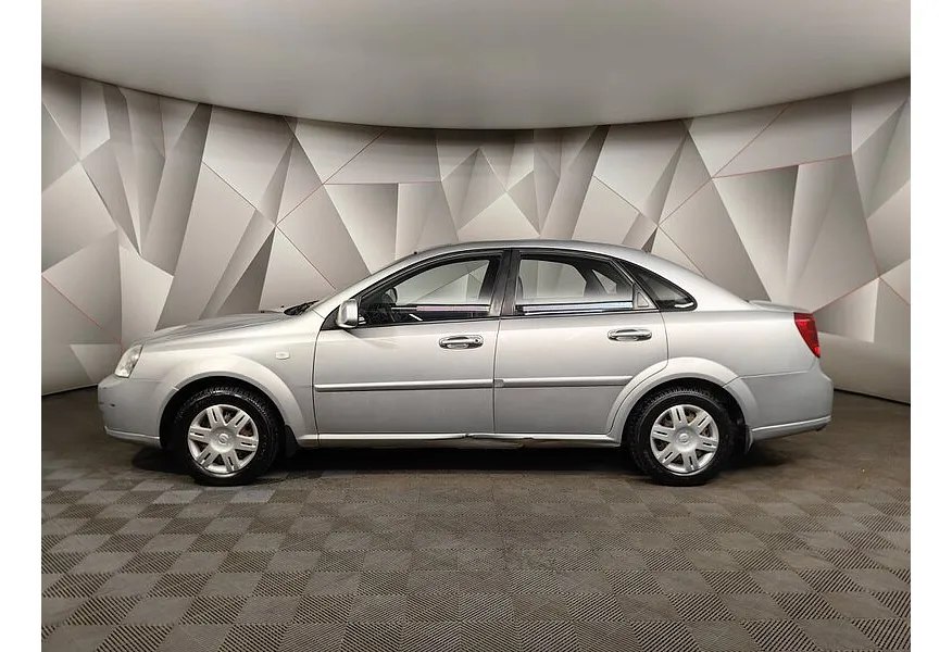 Chevrolet Lacetti 1.4 MT (95 л.с.) Серебристый в АВИЛОН. Слайд №5