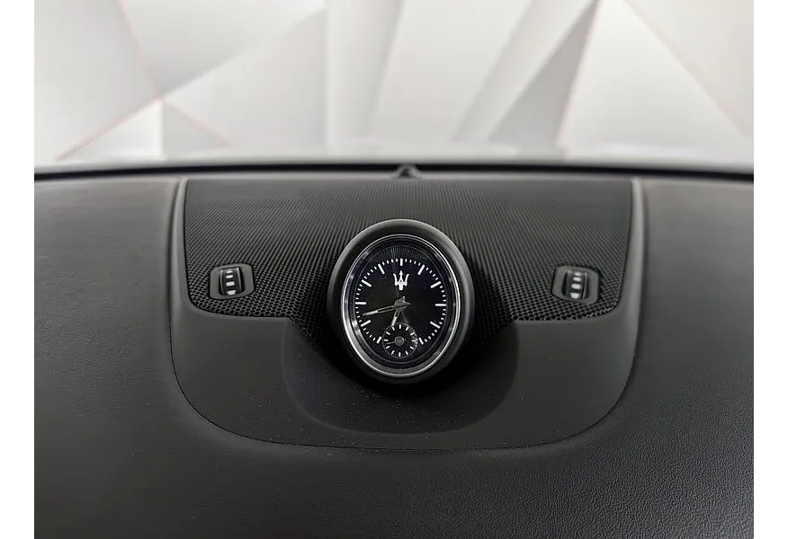 Maserati Levante 3.0 V6 AT (350 л.с.) Белый в АВИЛОН. Слайд №26