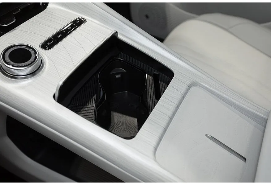 Geely EX5 AT (218 л.с.) Max Белый в АВИЛОН. Слайд №16