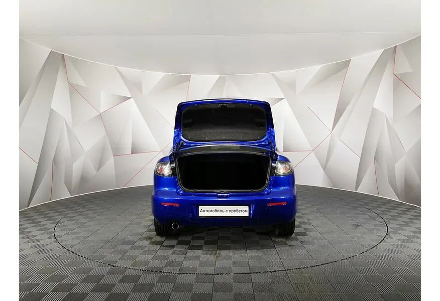 Mazda 3 2.0 MT (150 л.с.) Синий в АВИЛОН. Слайд №12