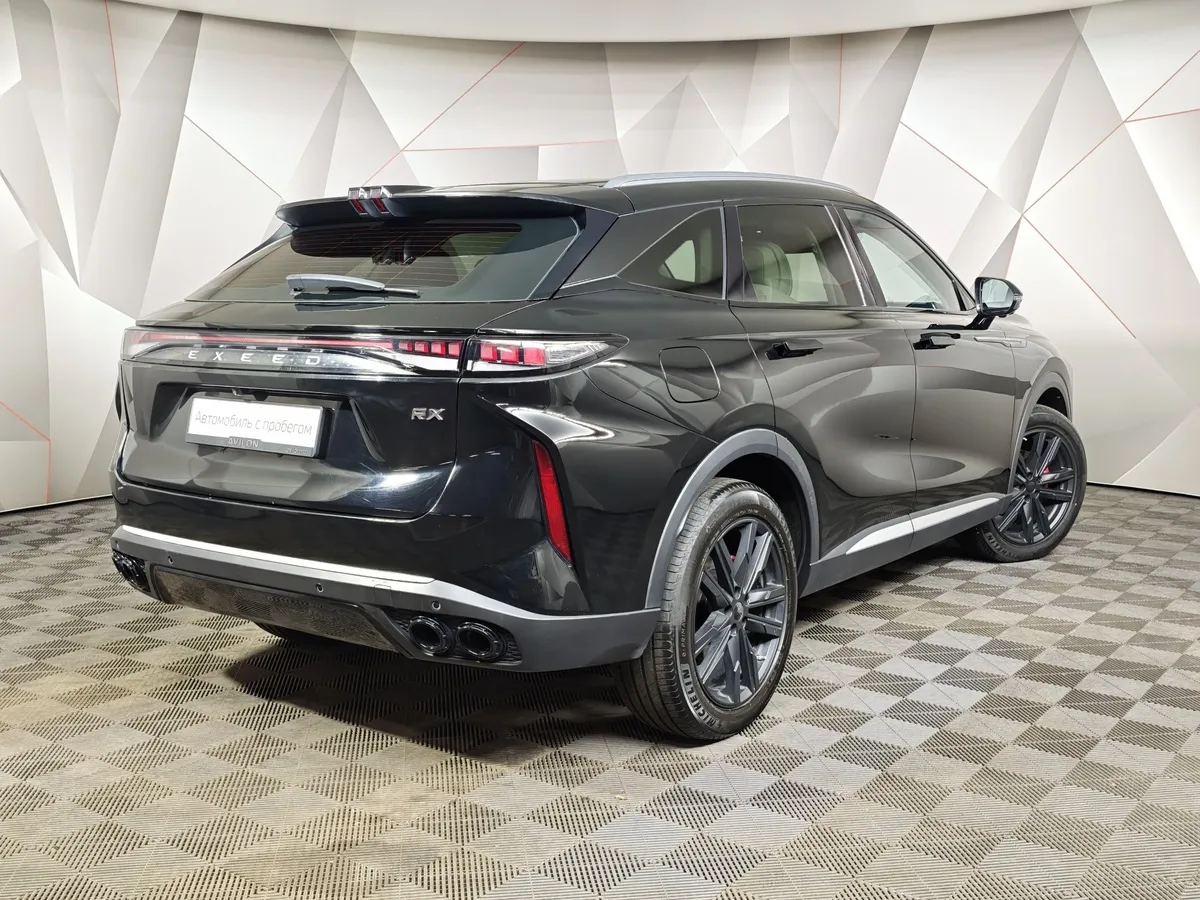 EXEED RX 2.0T DCT 4WD (249 л.с.) Platinum Черный в АВИЛОН. Слайд №2