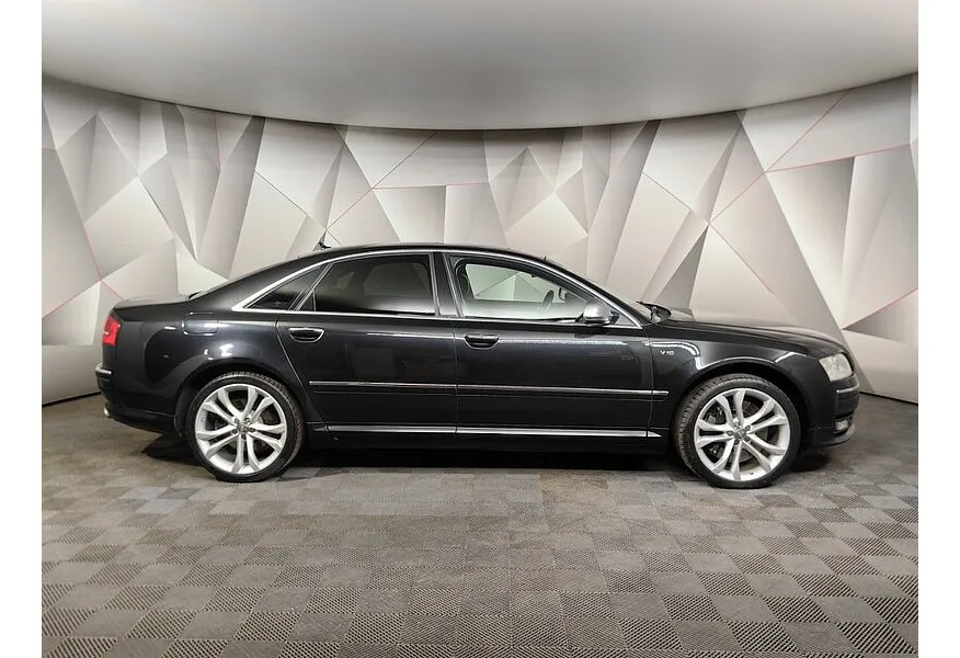 Audi S8 5.2 FSI quattro AT (450 л.с.) Черный в АВИЛОН. Слайд №6