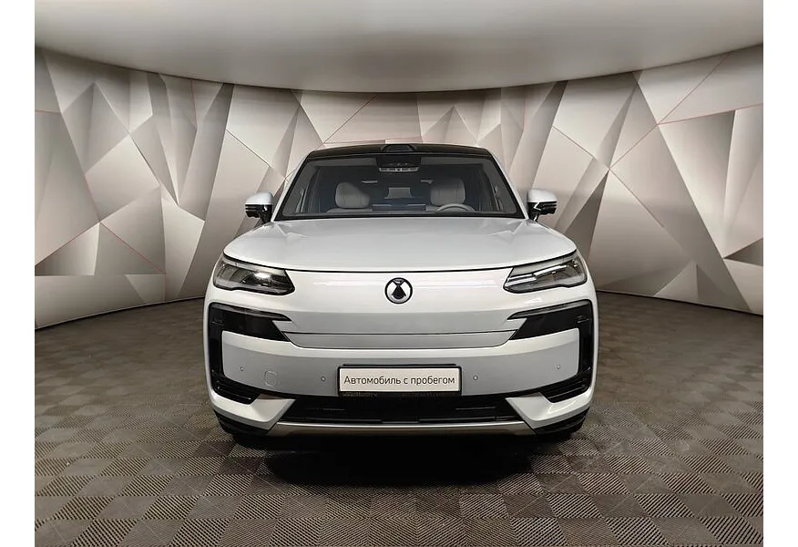 Denza N9 2.0h 8AT 2WD (925 л.с.) Premium Белый в АВИЛОН. Слайд №7