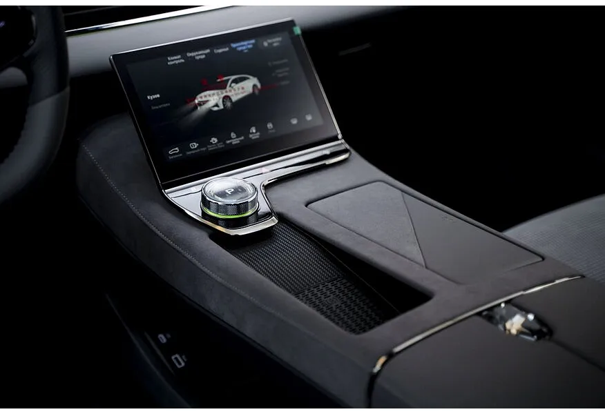 Voyah Passion 1.5 AT AWD (530 л.с.) Executive Черный в АВИЛОН. Слайд №12